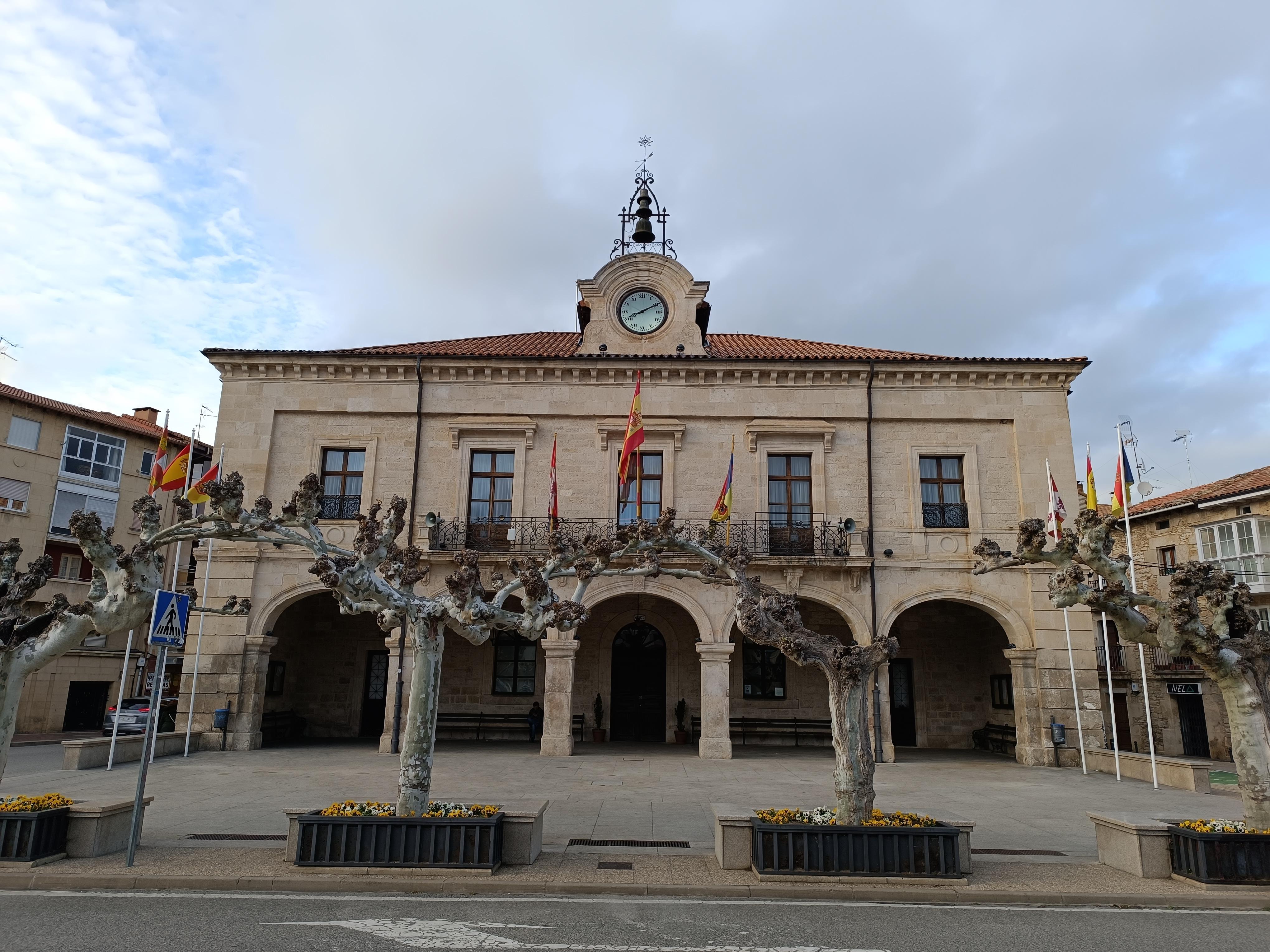 Edificio del Ayuntamiento de Villarcayo de MCV