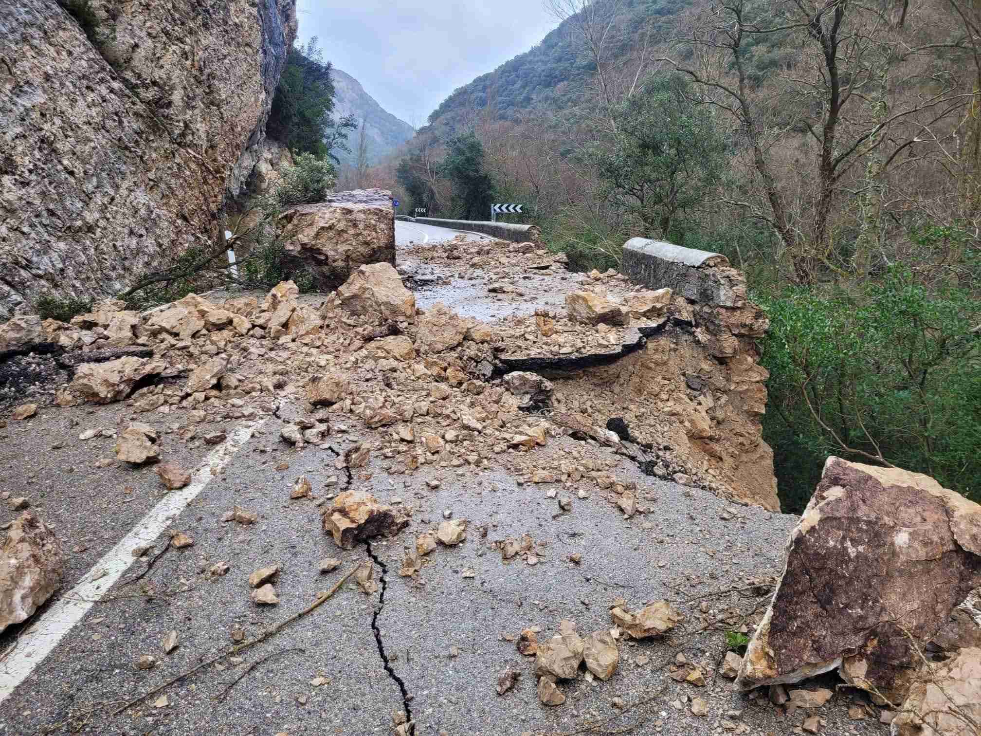 Daños causados por el desprendimiento en Los Hocinos